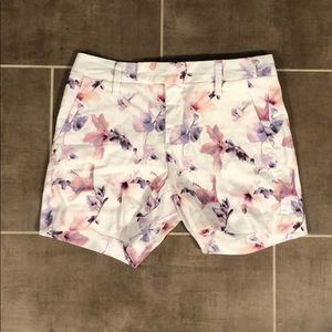 Level 99 Floral Linen Shorts